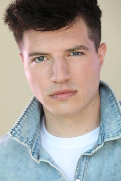 Dylan Flashner - Actor Profile Photo