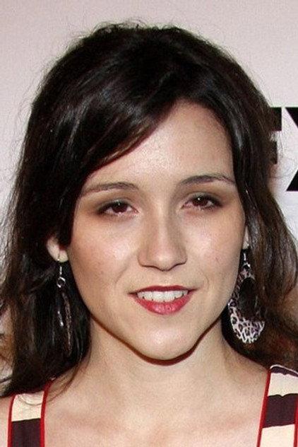 Shauna Stoddart - Actor Profile Photo