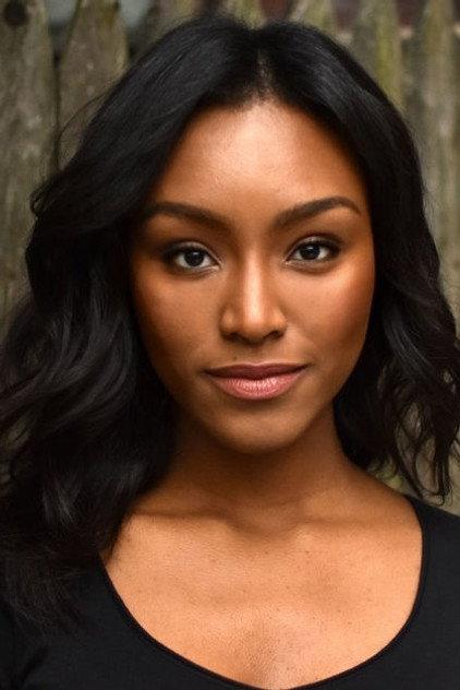 Kyra Weeks - Actor Profile Photo