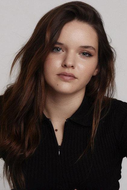 Zoé Arnao - Actor Profile Photo