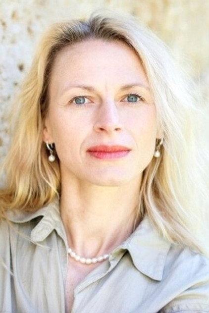 Eva Koldits - Actor Profile Photo