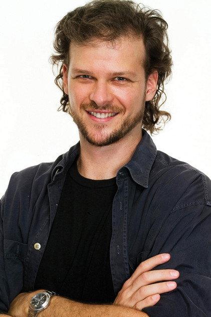 Carlos Thiré - Actor Profile Photo