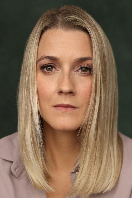Alice Fearn - Actor Profile Photo