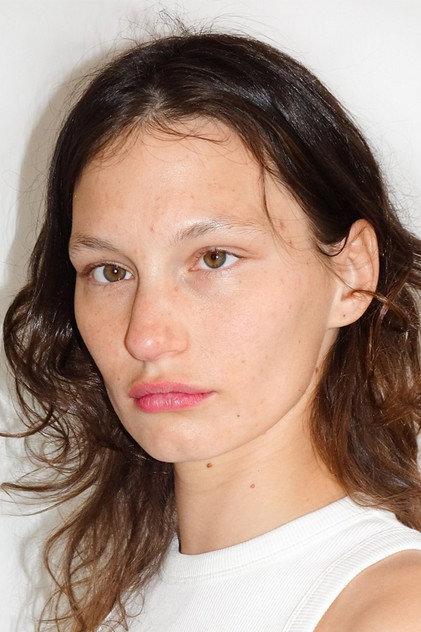 Serafina Sampu - Actor Profile Photo