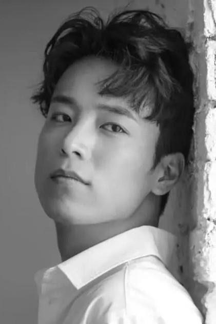 YiFan Wu - Actor Profile Photo