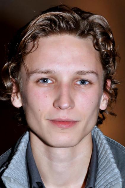 Ernst Umhauer - Actor Profile Photo