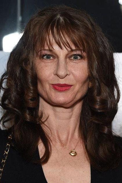 Beata Pozniak - Actor Profile Photo