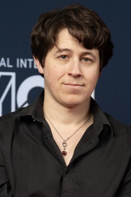 Adrien Caulier - Actor Profile Photo