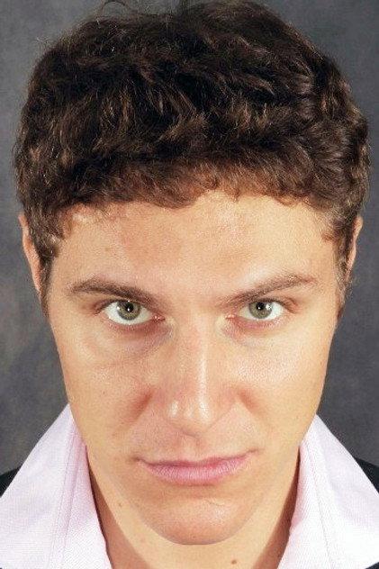 Valentin Vall - Actor Profile Photo