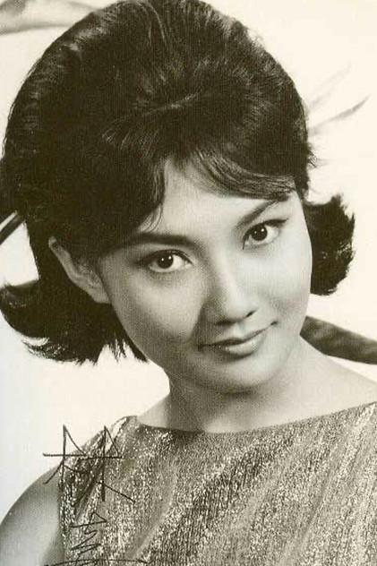 Essie Lin Chia - Actor Profile Photo