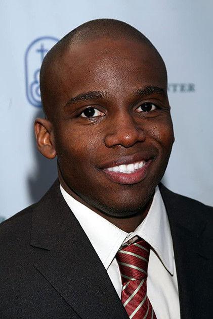 Walker Howard - Actor Profile Photo