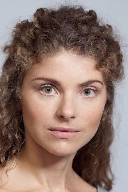 Nastasia Kerbengen - Actor Profile Photo