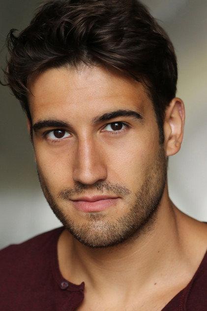 Kriss Dillon - Actor Profile Photo