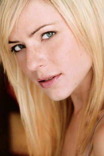 Melissa-Anne Davenport - Actor Profile Photo