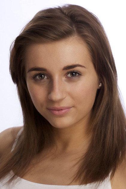 Dani Dyer - Actor Profile Photo