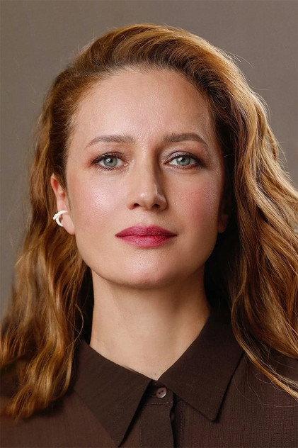 Viktoriya Isakova - Actor Profile Photo