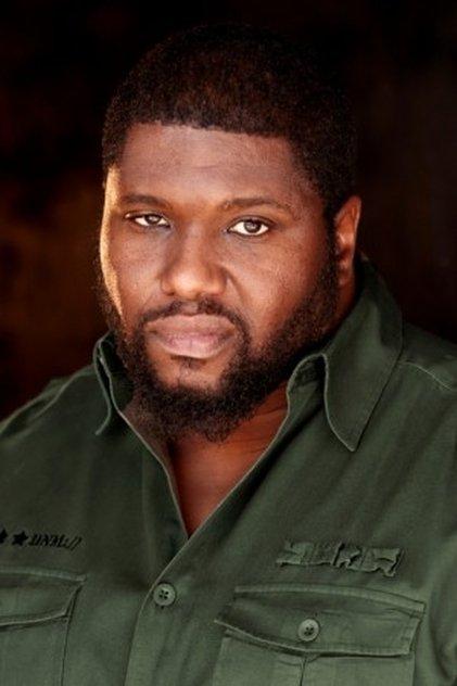 Robert Crayton - Actor Profile Photo