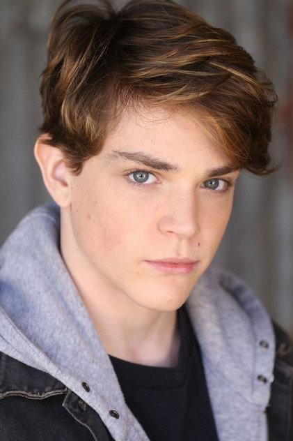 Hunter Wenzel - Actor Profile Photo