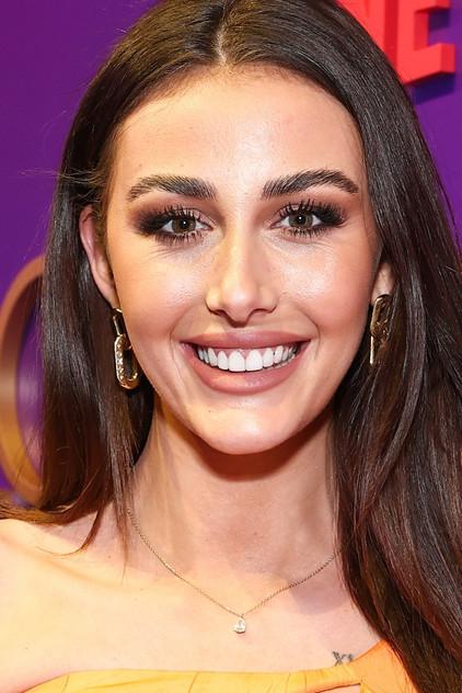 Chloe Veitch - Actor Profile Photo