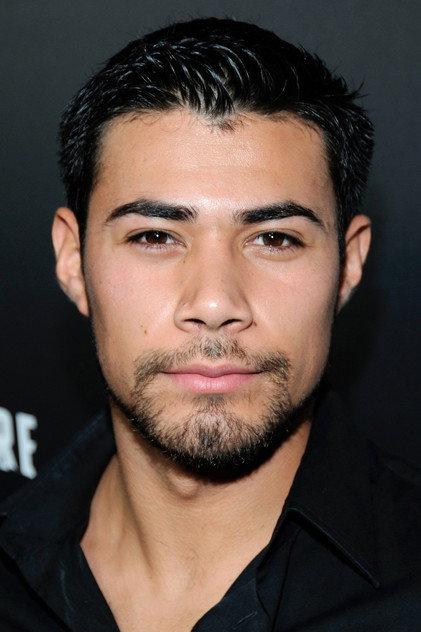 Julian Alcaraz - Actor Profile Photo