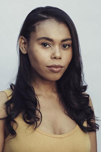 Sydney Battle - Actor Profile Photo