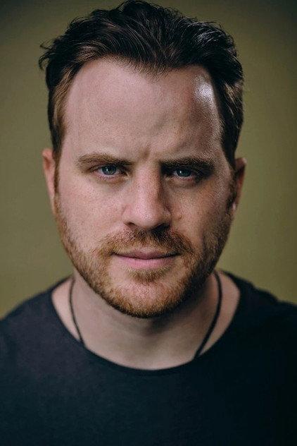 Robert Kazinsky - Actor Profile Photo