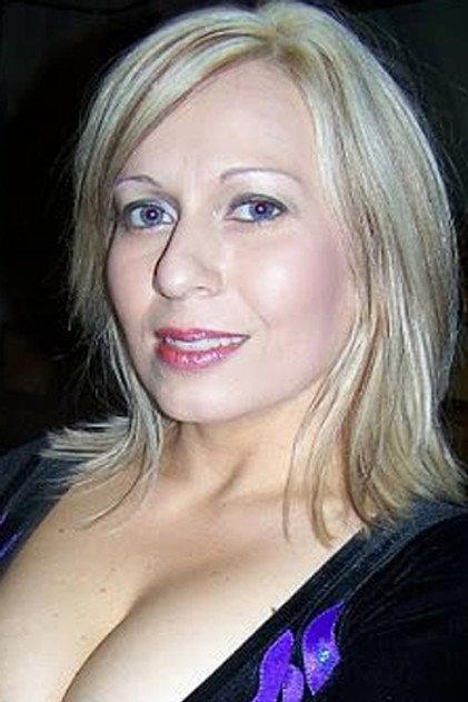 Brandi Wine - Actor Profile Photo