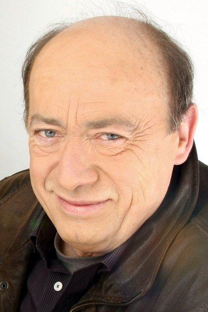 Etienne Chicot - Actor Profile Photo