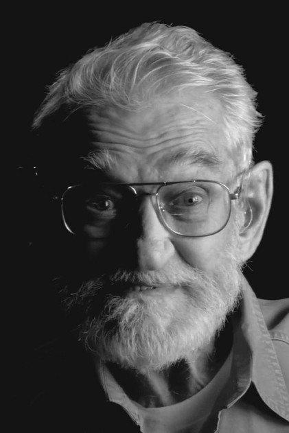 Elwood Carlisle - Actor Profile Photo