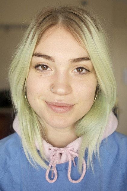 Sylvie Mix - Actor Profile Photo
