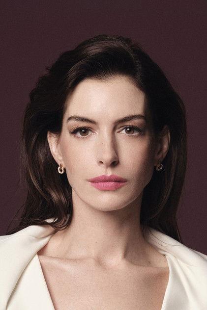 Anne Hathaway - Actor Profile Photo