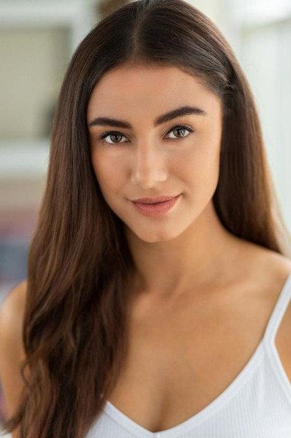 Kiera Klassen - Actor Profile Photo