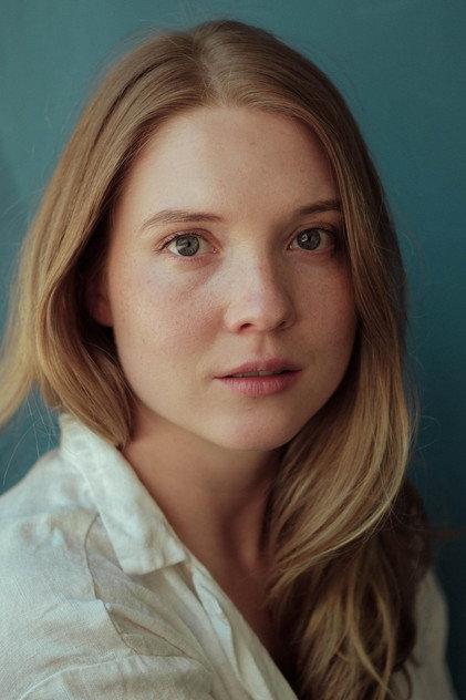 Satu Tuuli Karhu - Actor Profile Photo