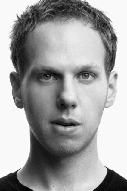 Thomas Coombes - Actor Profile Photo