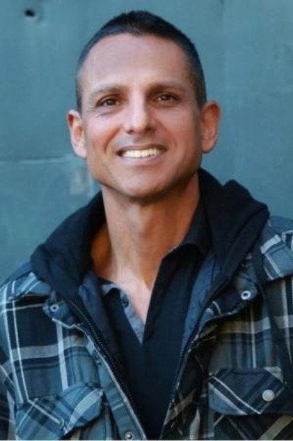Peter Bratt - Actor Profile Photo