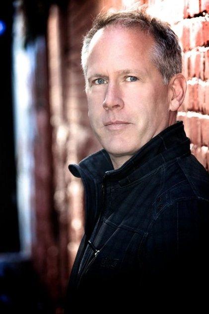 Ian Robison - Actor Profile Photo