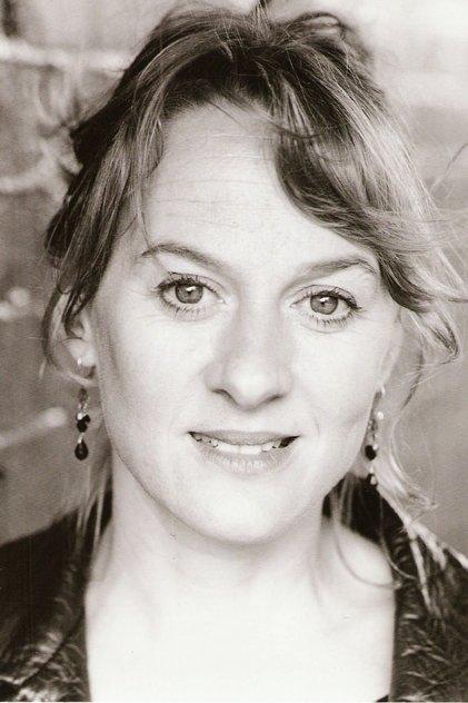 Niamh Cusack - Actor Profile Photo