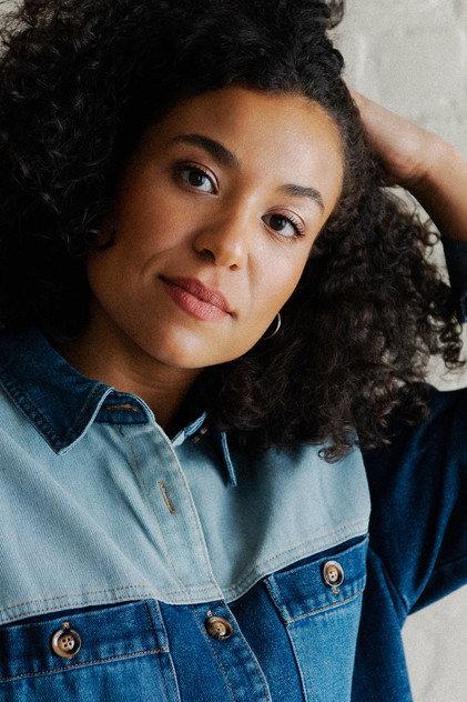 Eva Kamanda - Actor Profile Photo