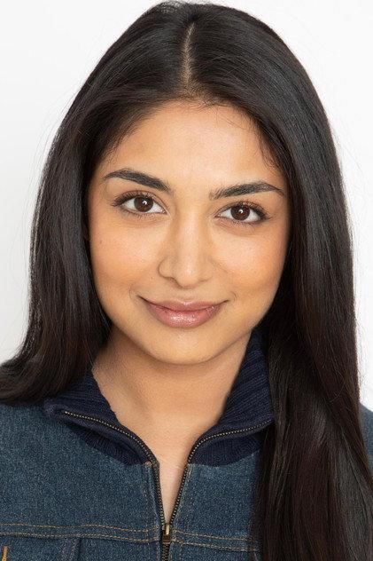 Fizaa Dosani - Actor Profile Photo