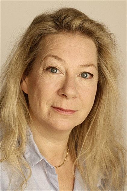 Ariane Pirié - Actor Profile Photo