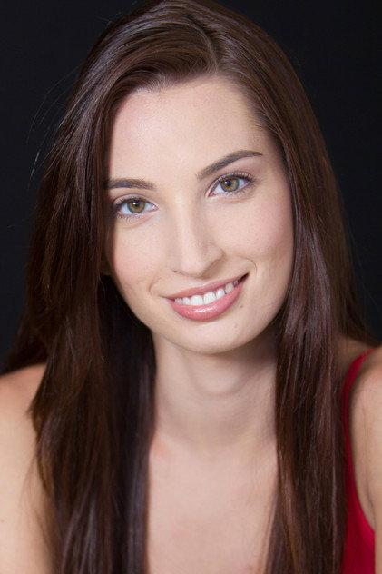 Ariana Gallastegui - Actor Profile Photo