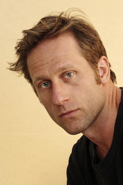 Merlin Leonhardt - Actor Profile Photo
