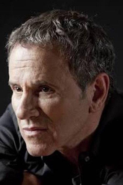 Julio Gavilanes - Actor Profile Photo