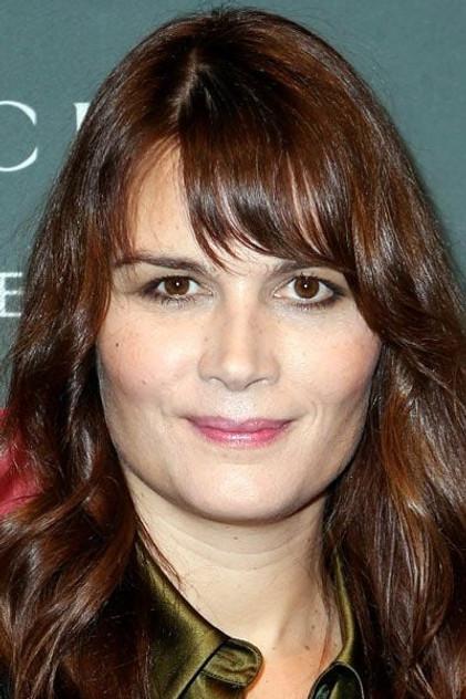 Marina Hands - Actor Profile Photo