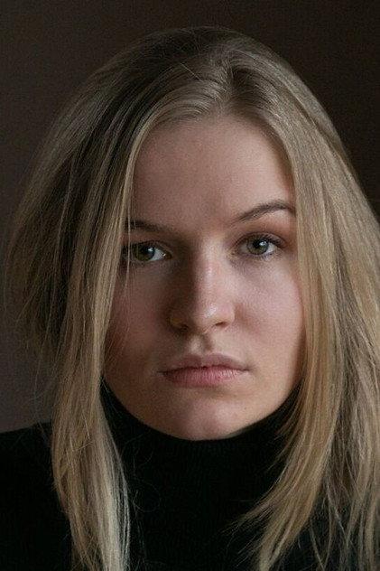 Katrin Becker - Actor Profile Photo
