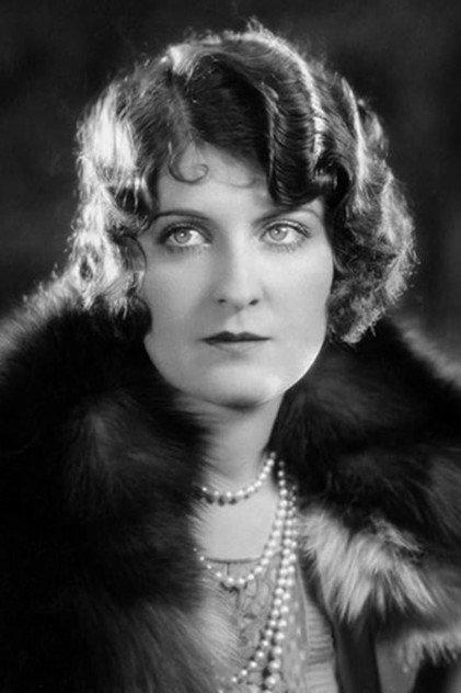 Alyce Mills - Actor Profile Photo