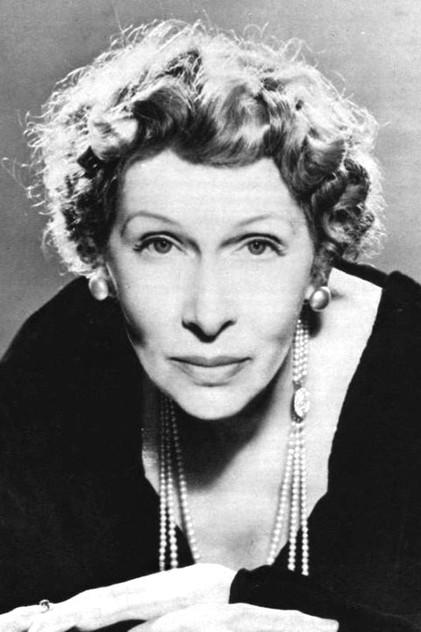Louise Hampton - Actor Profile Photo