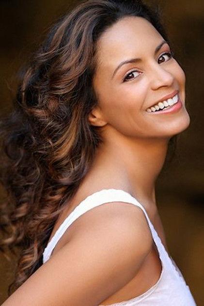Carolyn Neff - Actor Profile Photo