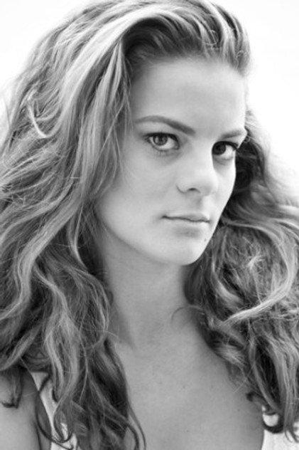 Leonor Biscaia - Actor Profile Photo