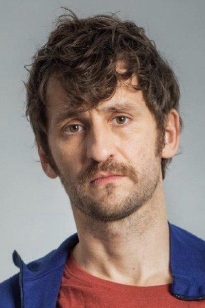 Raúl Arévalo - Actor Profile Photo